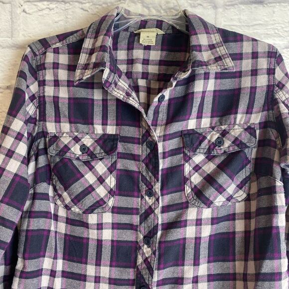 Duluth Trading Company Women’s Crosscut Wicking Flannel Shirt Side Medium - Picture 2 of 9